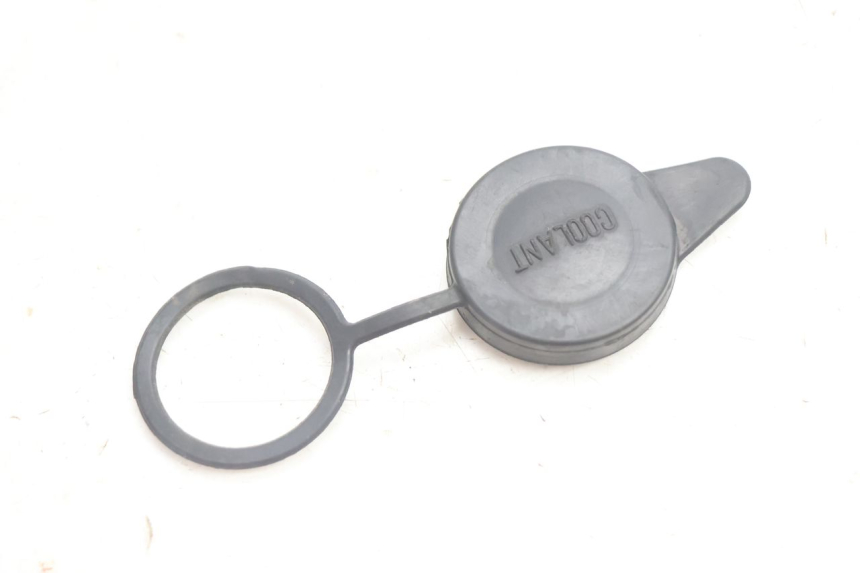photo de EXPANSION BOTTLE CAP HONDA VFR FI RC46 800 (1998 - 2001) - Component detail