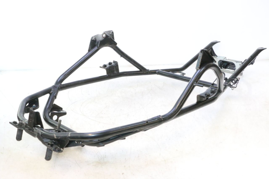photo de REAR SUBFRAME SUZUKI BURGMAN EXECUTIVE ABS 650 (2006 - 2012) - Fixing points details