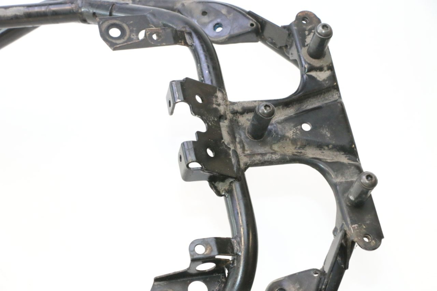 photo de REAR SUBFRAME SUZUKI BURGMAN EXECUTIVE ABS 650 (2006 - 2012) - Checked used part