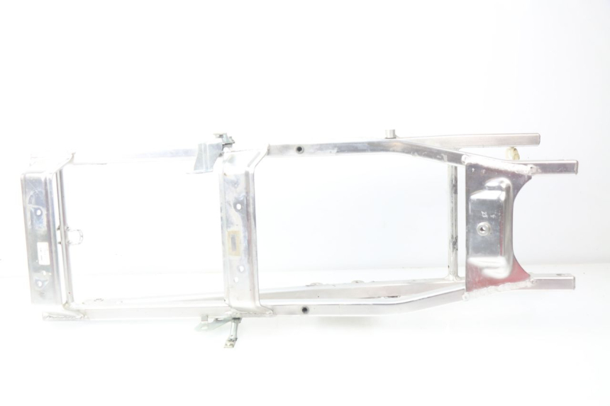 photo de REAR SUBFRAME HONDA CBR 919 RR FIREBLADE 900 (1998 - 1999) - Alternative perspective
