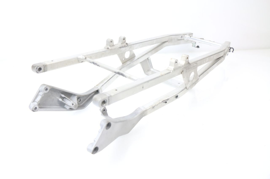 photo de REAR SUBFRAME HONDA CBR 929 RR FIREBLADE 900 (2000 - 2001) - Component detail