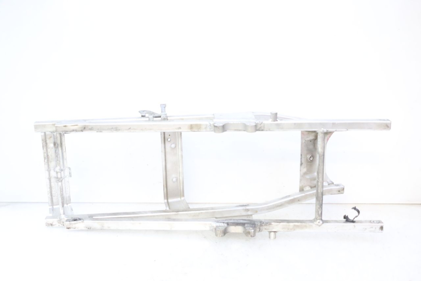 photo de REAR SUBFRAME HONDA CBR RR FIREBLADE 900 (1992 - 1994) - Zoom on usage condition