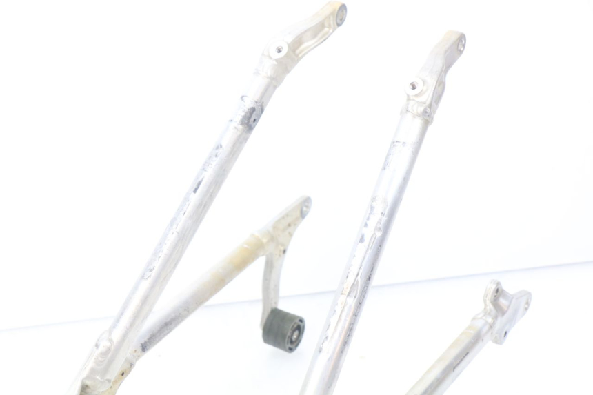 photo de REAR FRAME LOOP HONDA CRF 250 (2016 - 2017) - Alternative perspective