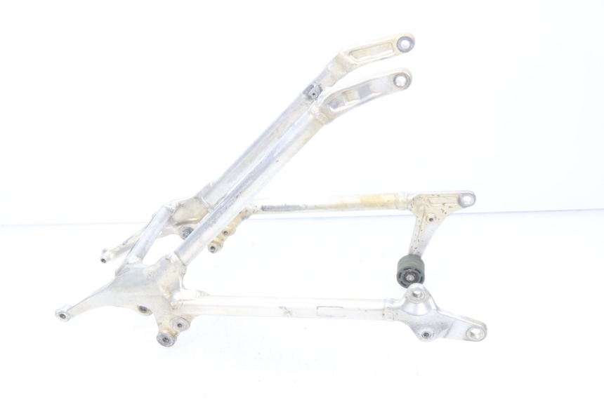 photo de REAR FRAME LOOP HONDA CRF 250 (2016 - 2017) - Technical close-up