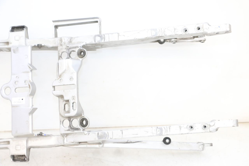 photo de REAR FRAME LOOP YAMAHA FJR ABS 1300 (2006 - 2012) - Distinctive features