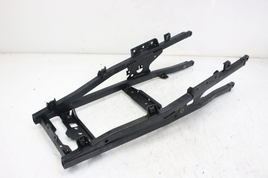 photo de REAR FRAME LOOP TRIUMPH SPRINT ST 955 (1999 - 2001) - Technical close-up