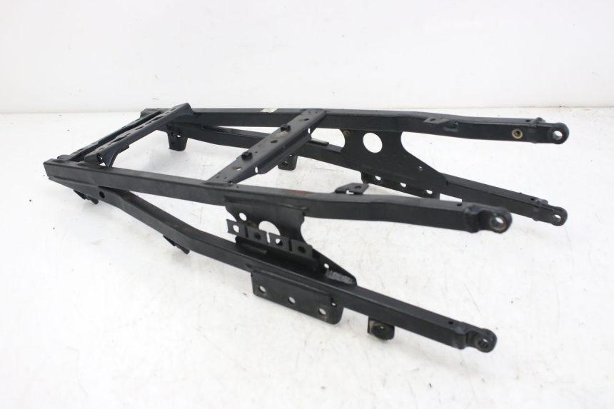 photo de REAR FRAME LOOP TRIUMPH SPRINT ST 955 (1999 - 2001) - Fixing points details