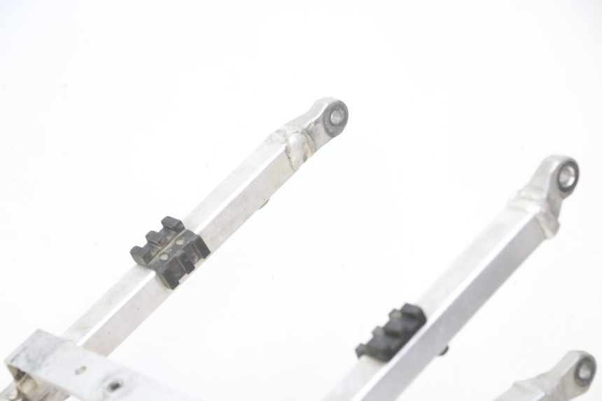 photo de REAR SUBFRAME YAMAHA YZ-F YZF 250 (2014 - 2018) - Surface and material condition