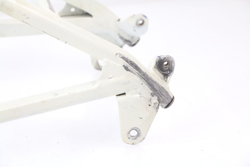 photo de REAR SUBFRAME YAMAHA YZ 125 (1998 - 2005) - Surface and material condition