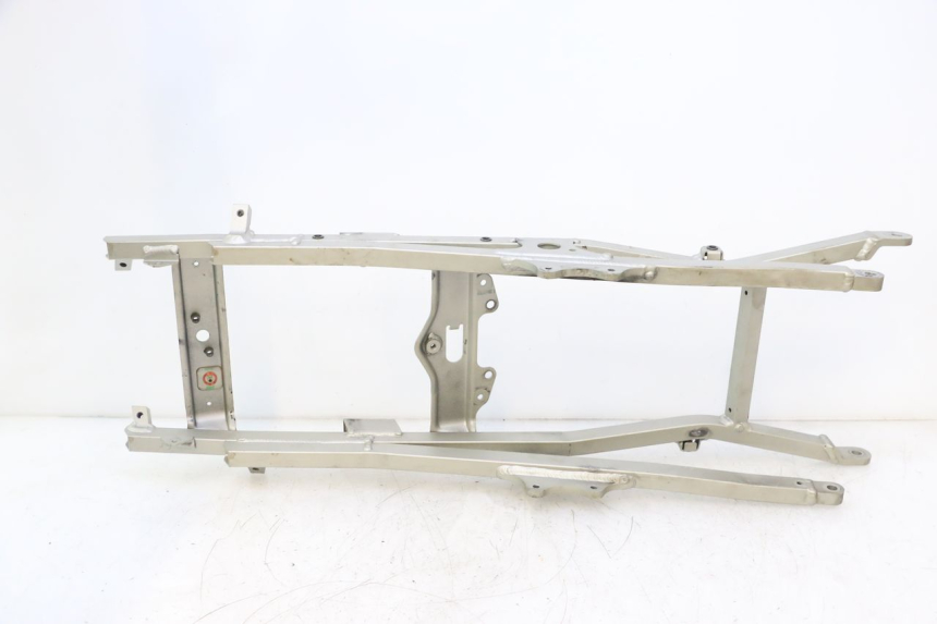 photo de REAR SUBFRAME KAWASAKI ZX-6R ZX6R 600 (2000 - 2002) - Alternative perspective