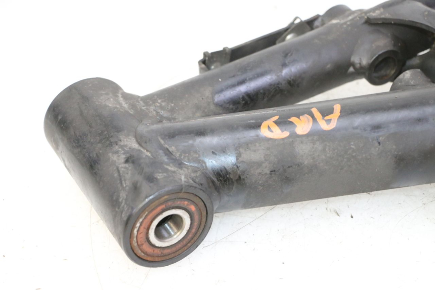 photo de SWING ARM QUADRO 4 4D 350 (2015 - 2018) - Markings and original references