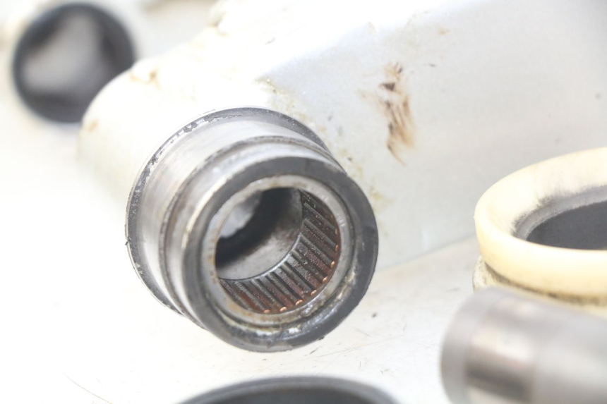 photo de SWINGARM YAMAHA BLASTER 200 (1987 - 2002) - Component zoom