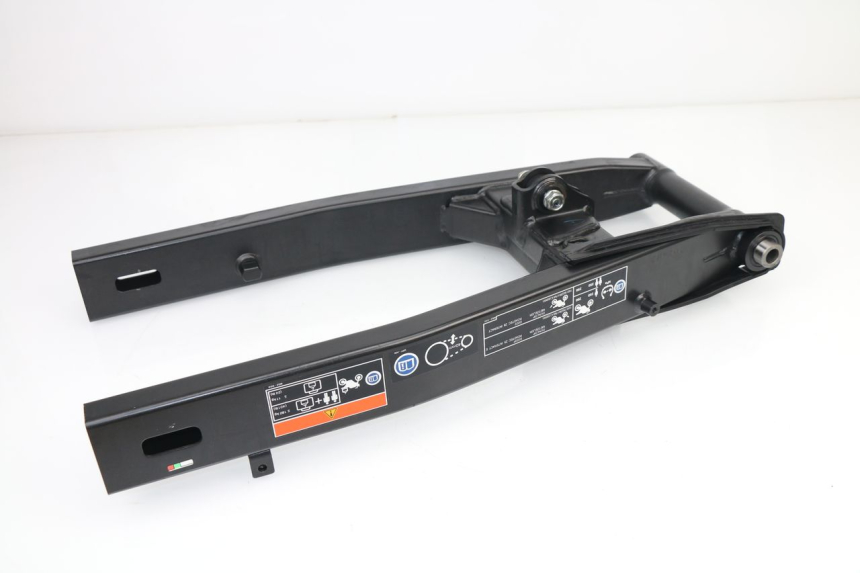 photo de SWING ARM HONDA CB F CBF ABS 500 (2013 - 2015) - Alternative perspective