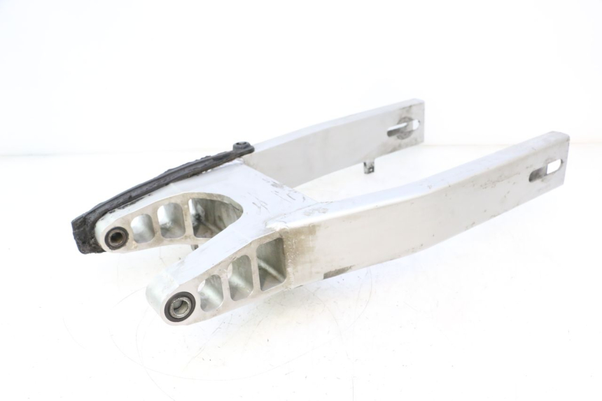 photo de SWING ARM HONDA CB F HORNET 600 (2005 - 2006) - Product overview