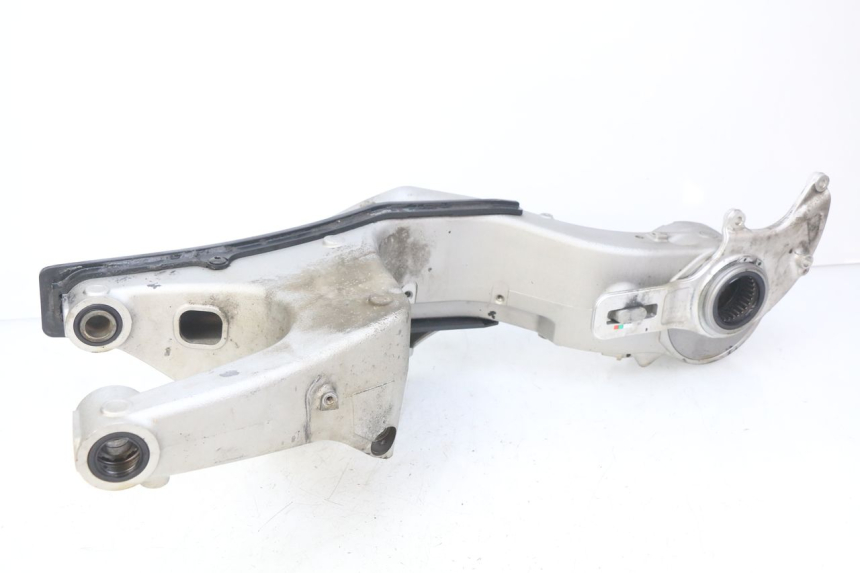 photo de SWINGARM HONDA CB R 1000 (2018 - 2023) - Main view