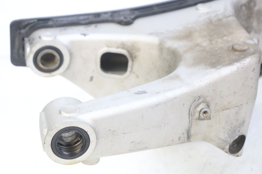 photo de SWINGARM HONDA CB R 1000 (2018 - 2023) - Checked used part