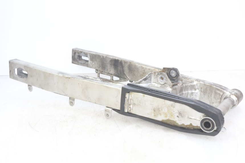 photo de SWINGARM HONDA CBR F SC25 1000 (1989 - 1992) - Additional view of the item