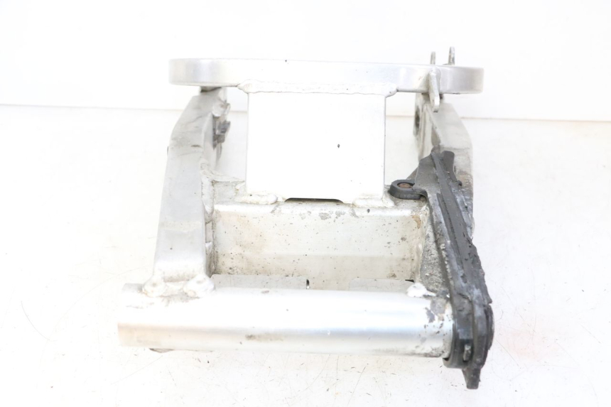 photo de SWING ARM HONDA CBR RR FIREBLADE 900 (1992 - 1994) - Surface and material condition