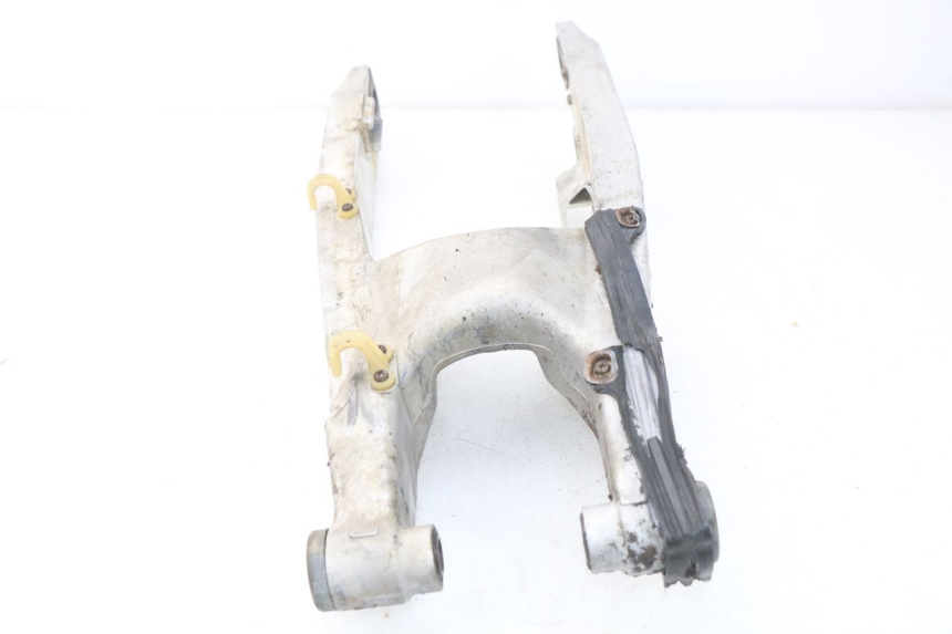 photo de SWING ARM HONDA CR 125 (1989 - 1991) - Technical close-up