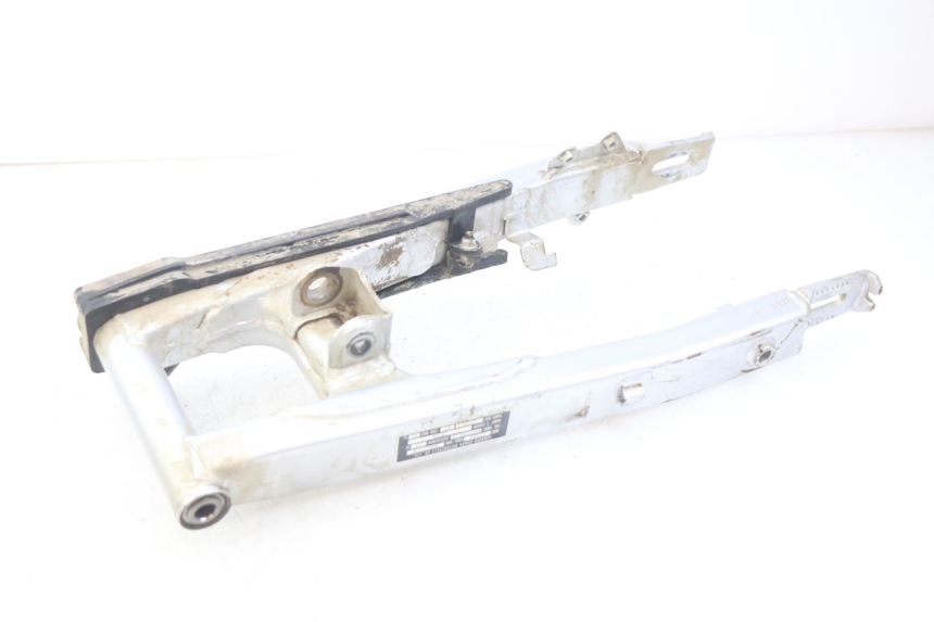 photo de SWINGARM HONDA CRF CR-F 125 (2022 - 2023) - Technical close-up