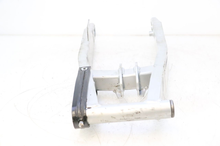 photo de SWING ARM HM HONDA CRM DERAPAGE RR 50 (2006 - 2017) - High-resolution close-up