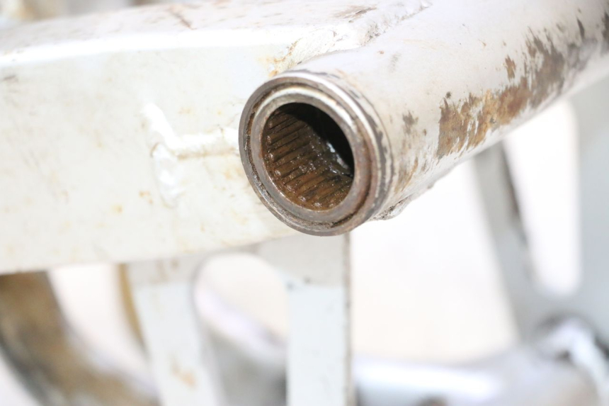 photo de SWING ARM SUZUKI DR S 600 (1985 - 1989) - Alternative perspective