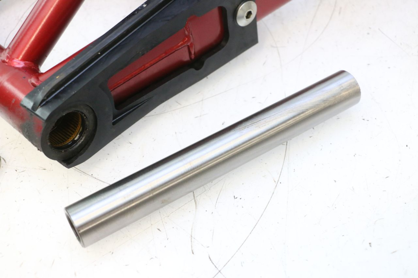 photo de SWING ARM KAWASAKI ER-6 ER6 N 650 (2005 - 2009) - Alternative perspective