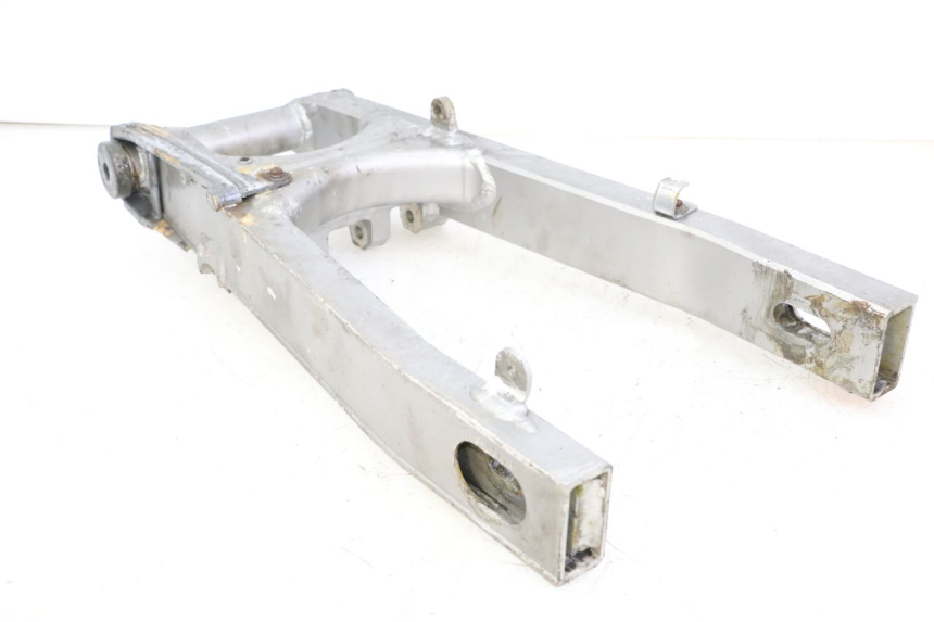 photo de SWING ARM YAMAHA FJ 36Y 1100 (1984 - 1985) - Distinctive features