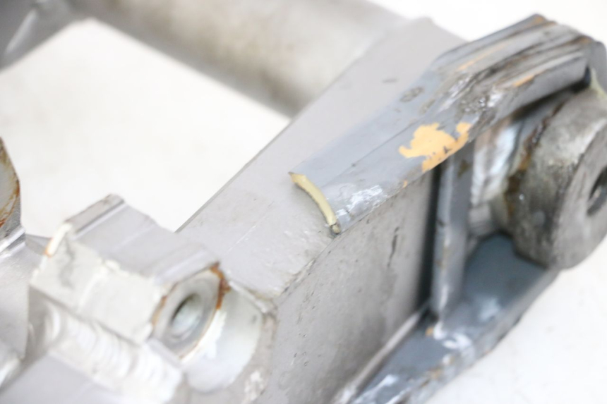 photo de SWING ARM YAMAHA FJ 36Y 1100 (1984 - 1985) - Zoom on usage condition