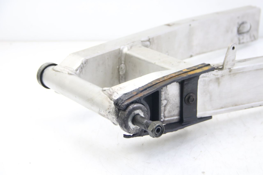 photo de SWINGARM YAMAHA FZS FAZER 600 (2001 - 2003) - Product overview