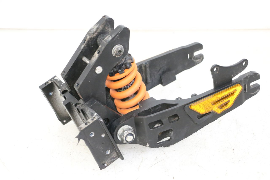 photo de SWINGARM KUKIRIN G2 MASTER 1 - Main view