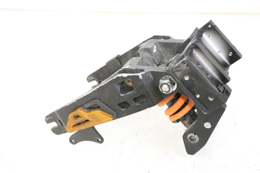 photo de SWINGARM KUKIRIN G2 MASTER 1 - Technical close-up