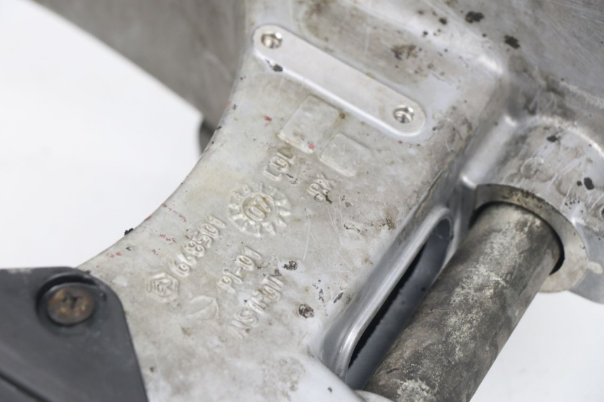 photo de SWING ARM GILERA GP 800 (2007 - 2013) - Alternative perspective