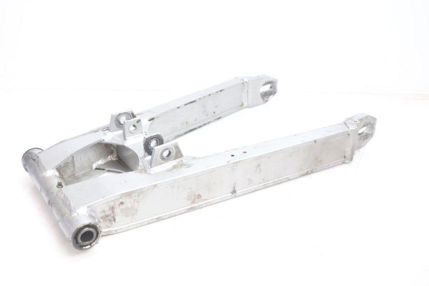 photo de SWING ARM KAWASAKI GPX F ZX750F 750 (1986 - 1990) - Main view