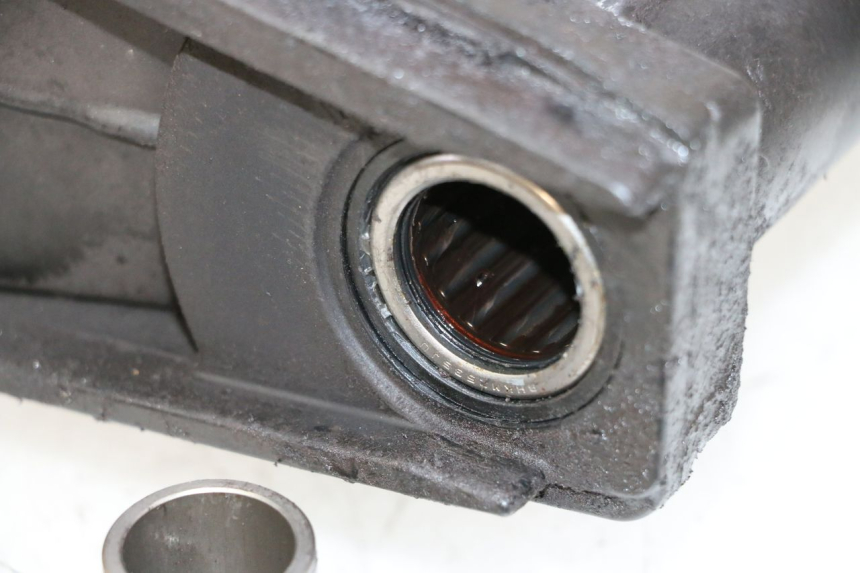 photo de SWING ARM SUZUKI GSR 750 (2011 - 2017) - Alternative perspective