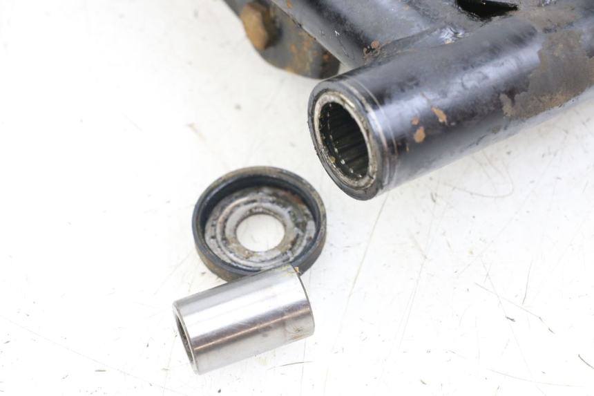 photo de SWING ARM SUZUKI GSX E 250 (1982 - 1983) - Technical close-up