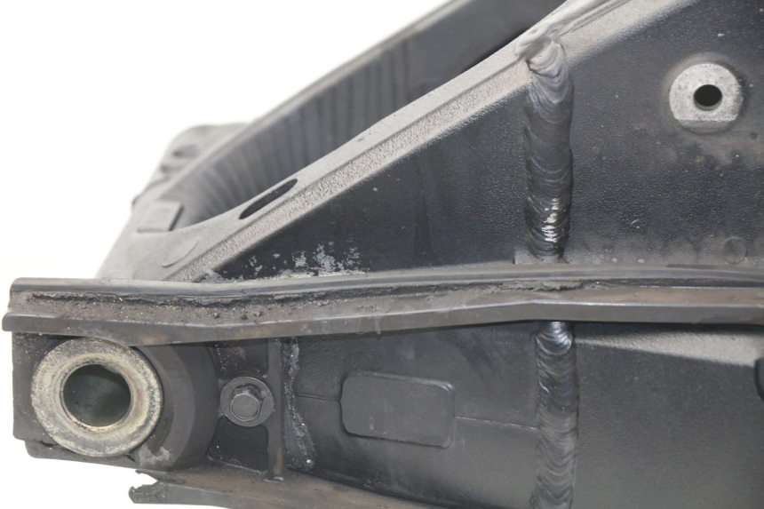 photo de SWING ARM SUZUKI GSX-R GSXR 750 (2011 - 2016) - Markings and original references