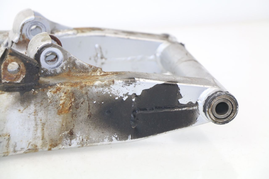 photo de SWING ARM SUZUKI GSXF GSX F 600 (1988 - 1997) - Markings and original references
