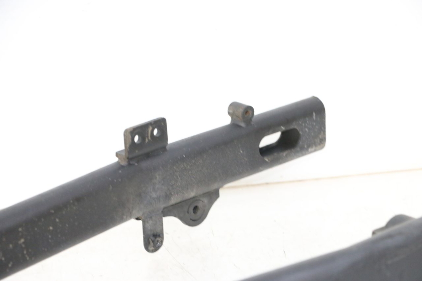 photo de SWING ARM KEEWAY K-LIGHT KLIGHT 125 (2018 - 2025) - Fixing points details