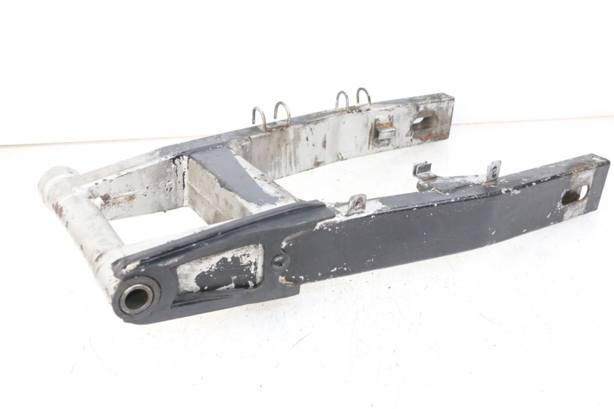 photo de SWING ARM KAWASAKI ZR7 ZR-7 S 750 (1999 - 2004) - Zoom on usage condition