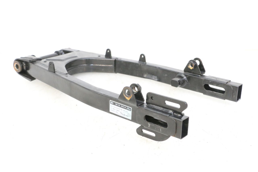 photo de SWING ARM KIDEN KD125-G 125 (2018 - 2022) - Surface and material condition