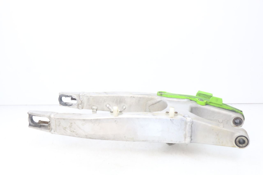 photo de SWINGARM KAWASAKI KX F KXF 450 (2012 - 2015) - Fixing points details
