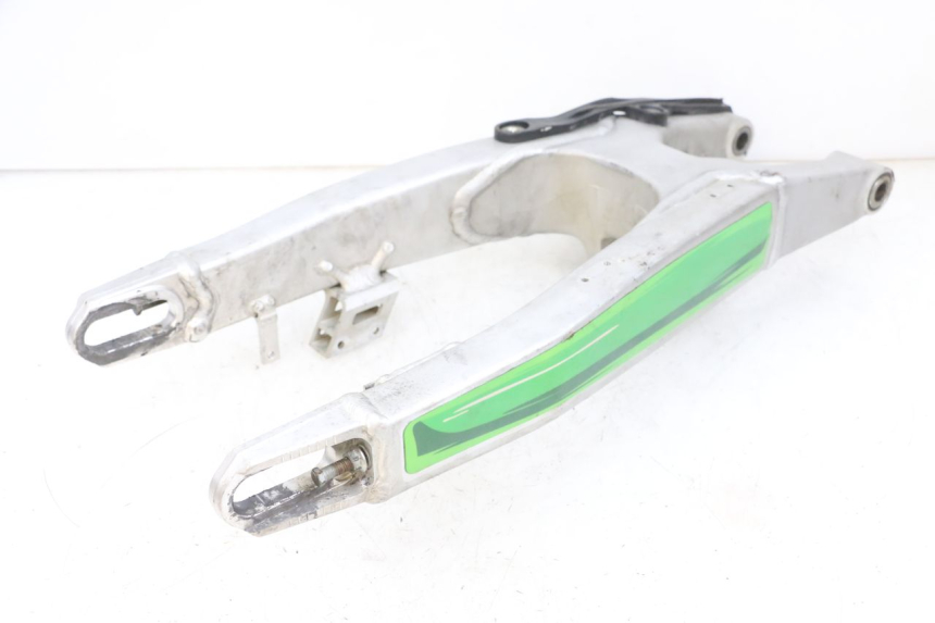 photo de SWING ARM KAWASAKI KXF KX-F 250 (2017 - 2019) - Detailed visual inspection