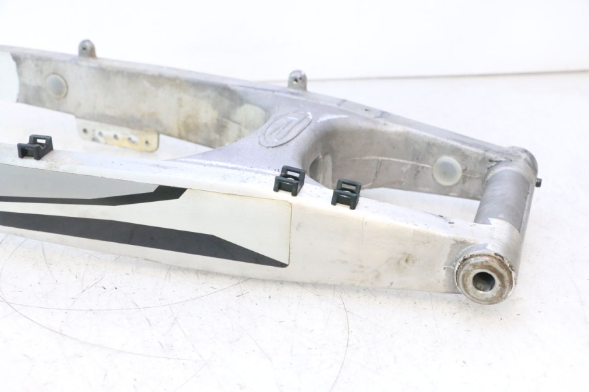 photo de SWING ARM RIEJU MRT PRO SUPERMOTARD 50 (2007 - 2018) - Zoom on usage condition