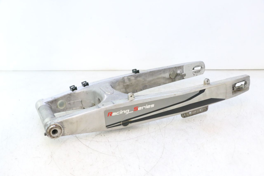 photo de SWING ARM RIEJU MRT PRO SUPERMOTARD 50 (2007 - 2018) - Fixing points details