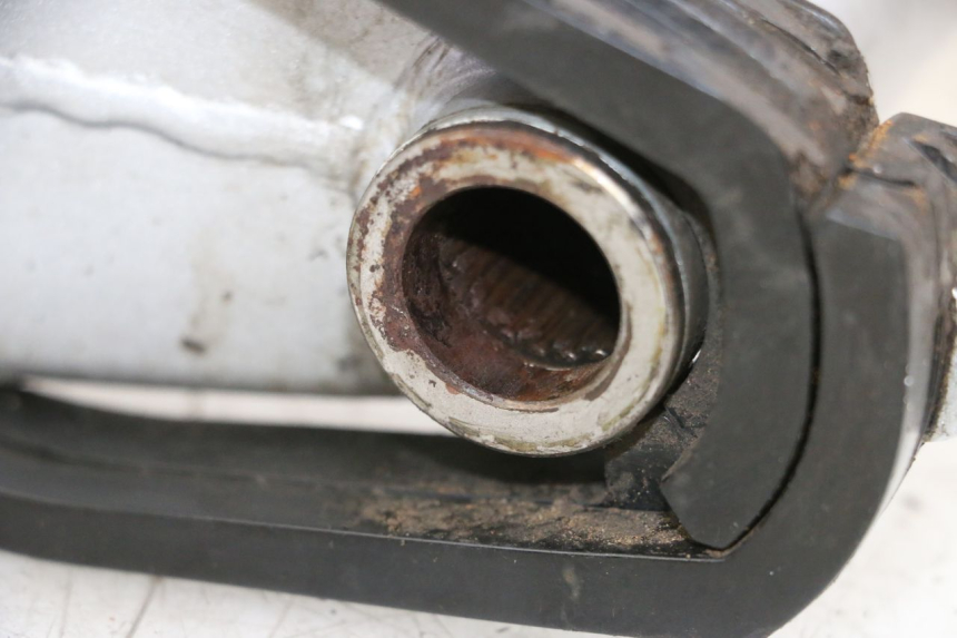 photo de SWINGARM HONDA NSR R 125 (1994 - 2003) - Focus on structure