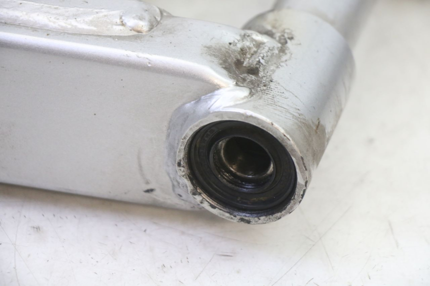 photo de SWING ARM HONDA NTV DEAUVILLE 650 (2001 - 2006) - Zoom on usage condition