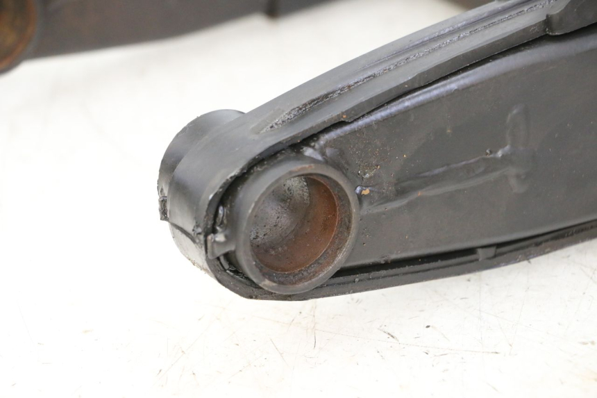 photo de SWINGARM MAG POWER R-STREET 50 (2016 - 2025) - Zoom on usage condition