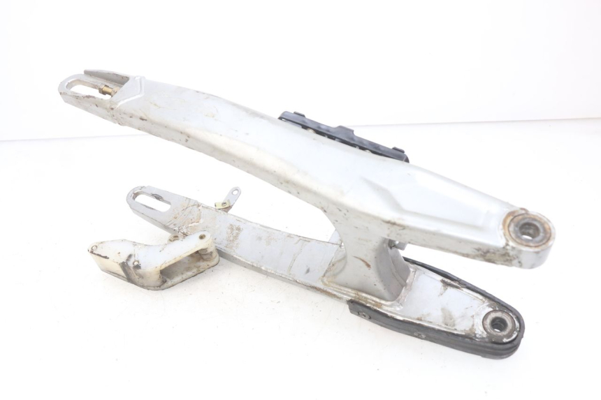 photo de SWINGARM APOLLO RFZ 125 - Technical close-up