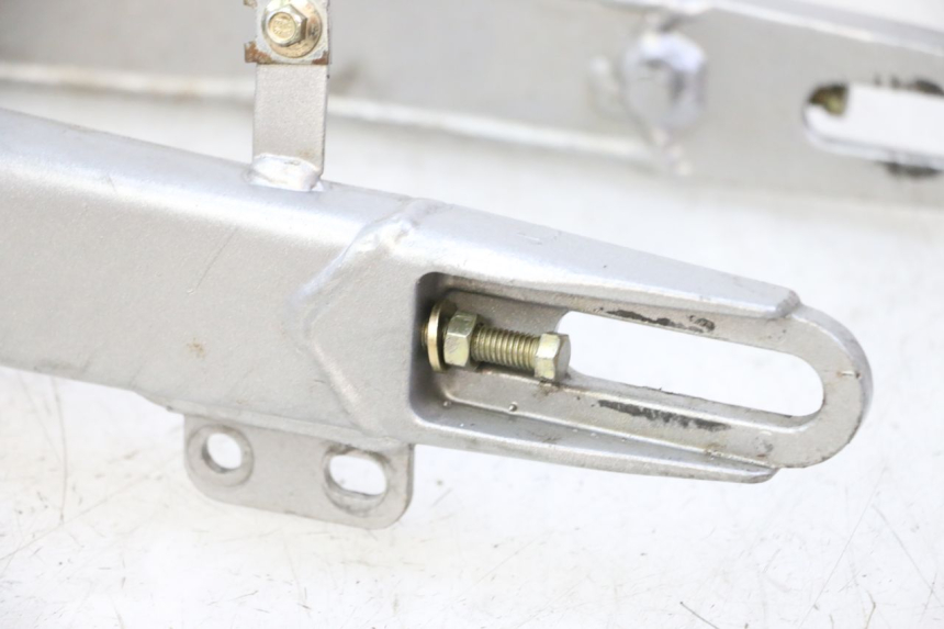 photo de SWINGARM APOLLO RFZ 150 - Distinctive features